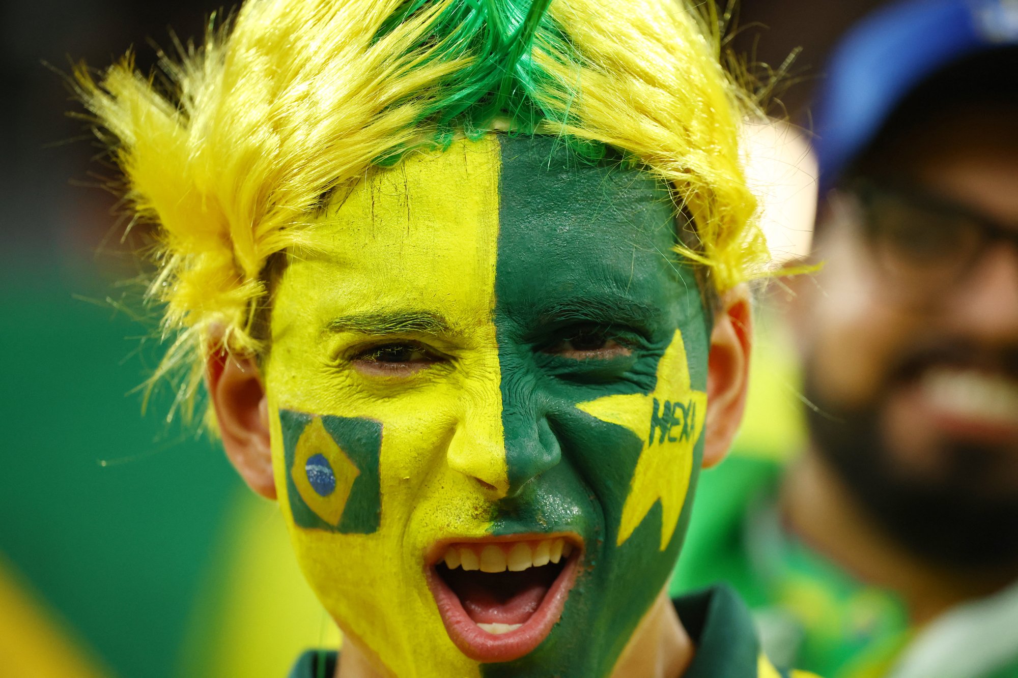 2022-12-05T181217Z_1009816060_UP1EIC51EIVRD_RTRMADP_3_SOCCER-WORLDCUP-BRA-KOR-REPORT