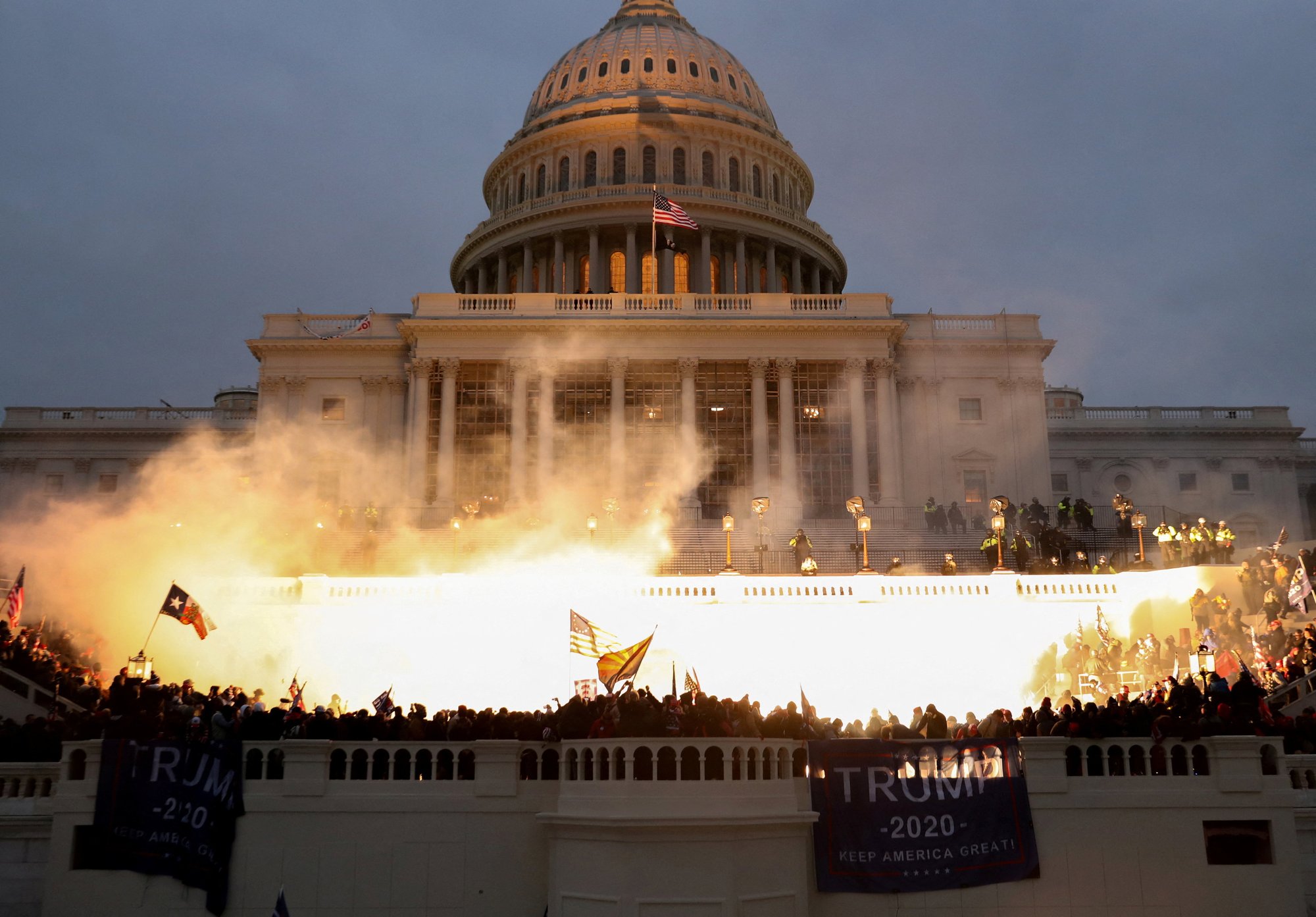 2025-09-29T103048Z_1572993208_RC2M2L9OGT36_RTRMADP_3_REUTERS-40ANNIVERSARY 1