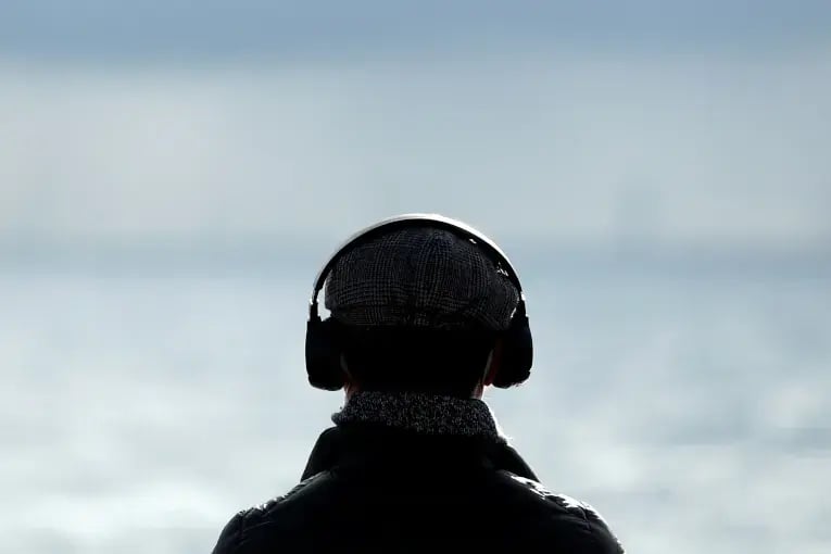 reuters-agency-content-types-audio-health-coronavirus-britain-3