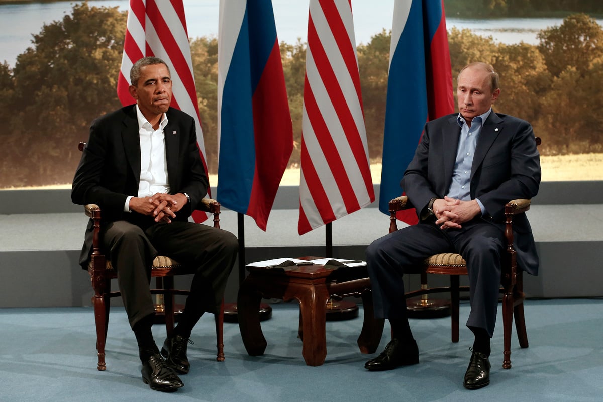 U.S. President Barack Obama (L) meets with Russian President Vladimir Putin during the G8 Summit at Lough Erne in Enniskillen, Northern Ireland June 17, 2013. REUTERS/Kevin Lamarque