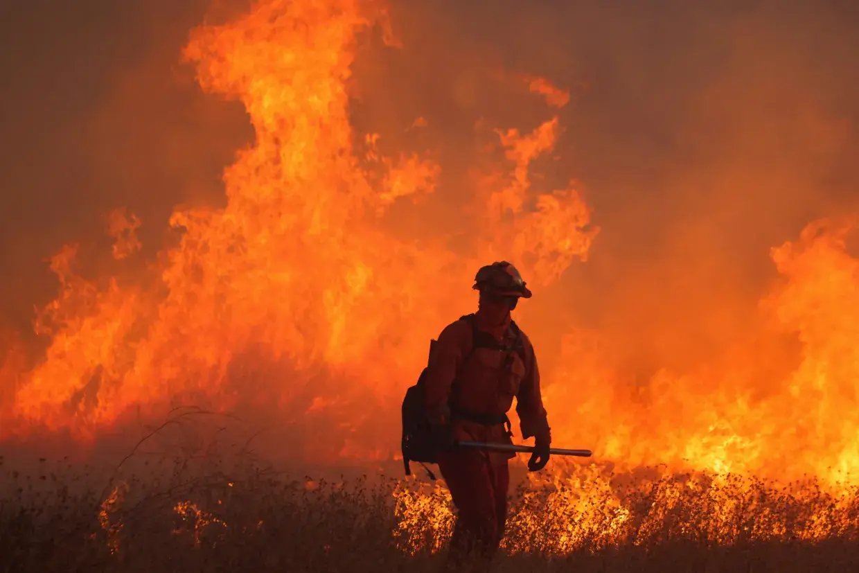 reuters-agency-home-hero-jan-25-1-california-wildfires-2