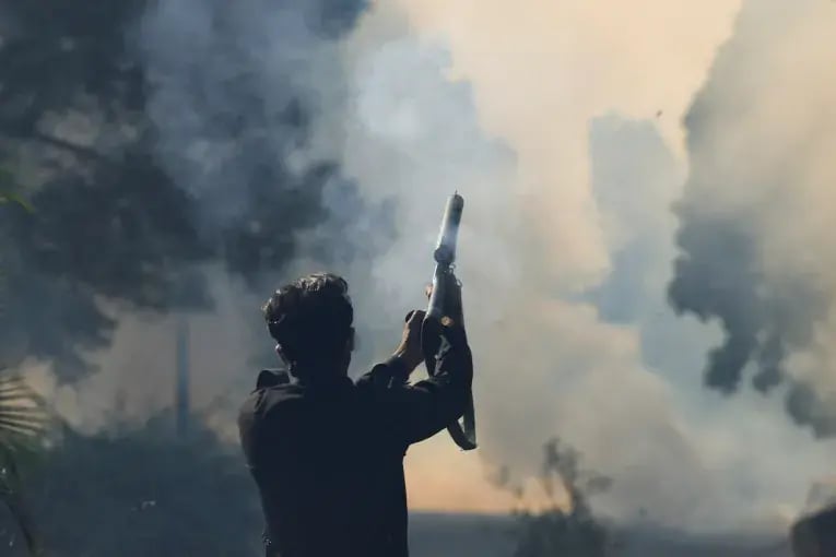 reuters-global-news-agency-content-pakistan-politics-khan-765px