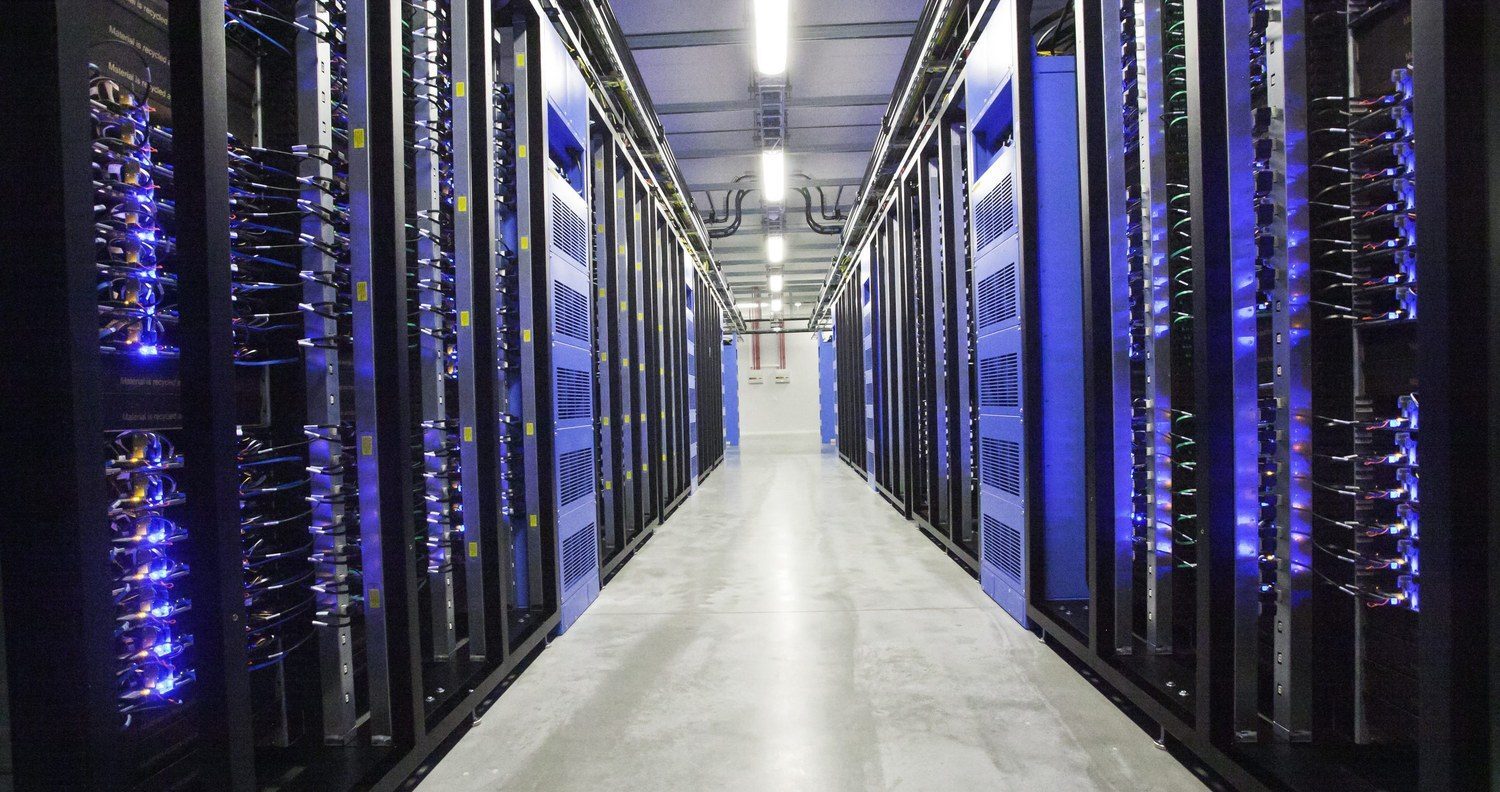 hero-image-datacenter