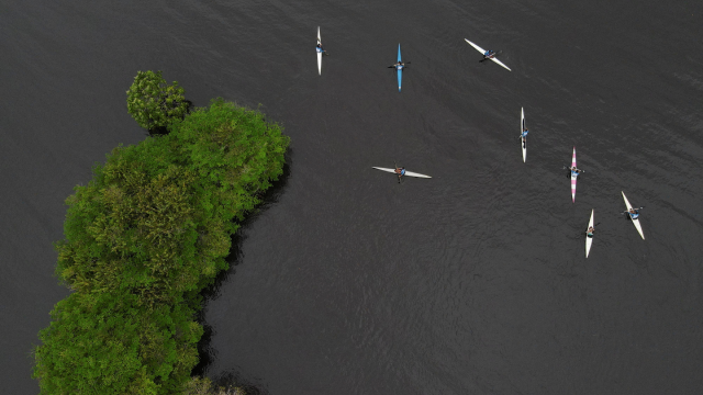 Indigenous sports programme seeks Brazil’s next canoeing sports star in Amazon