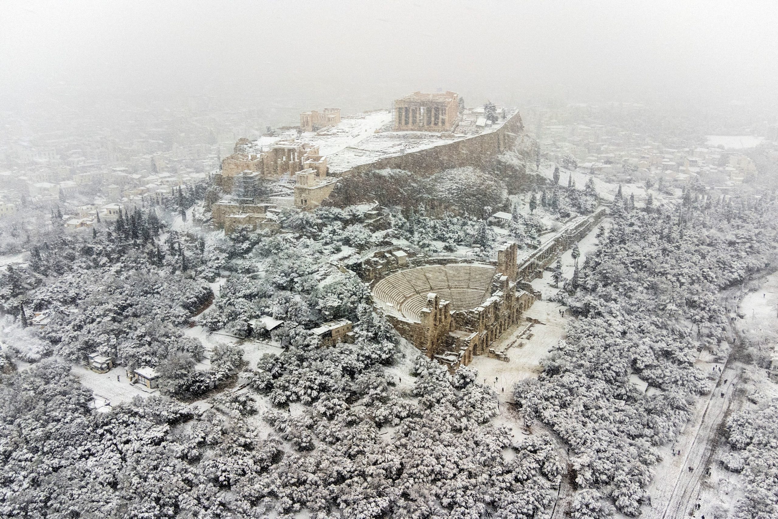 Heavy snowfall in Athens