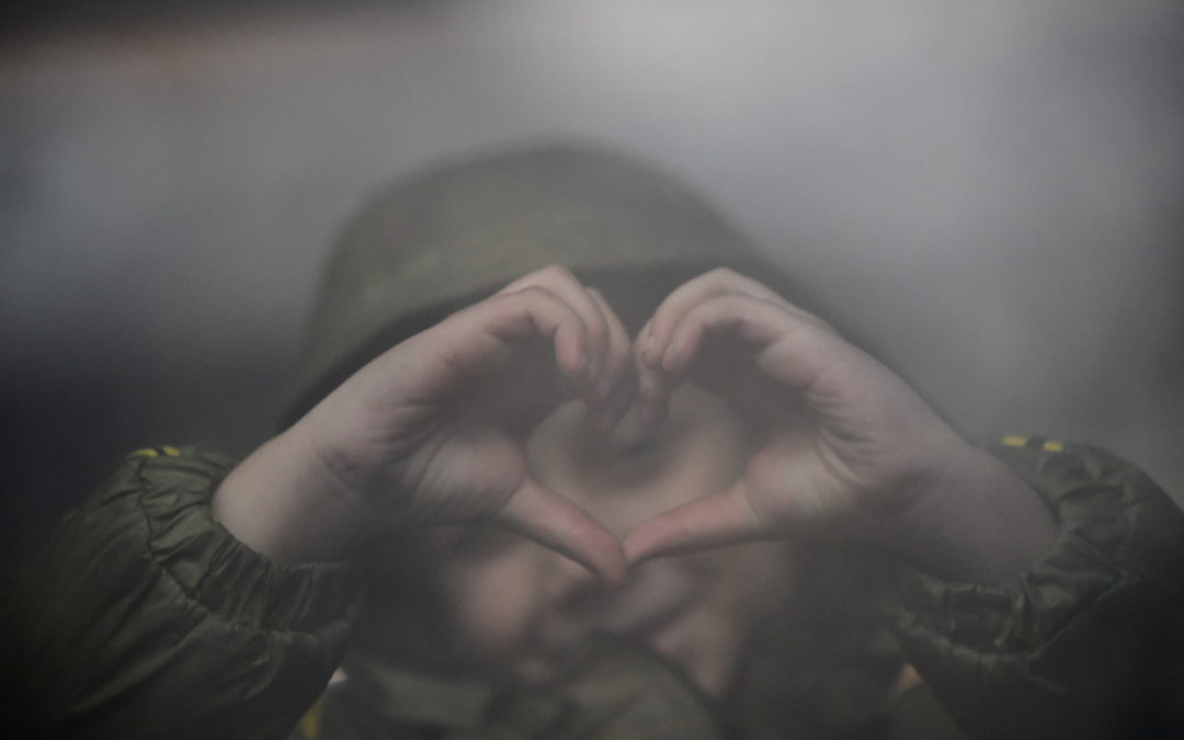 A refugee child fleeing from Ukraine