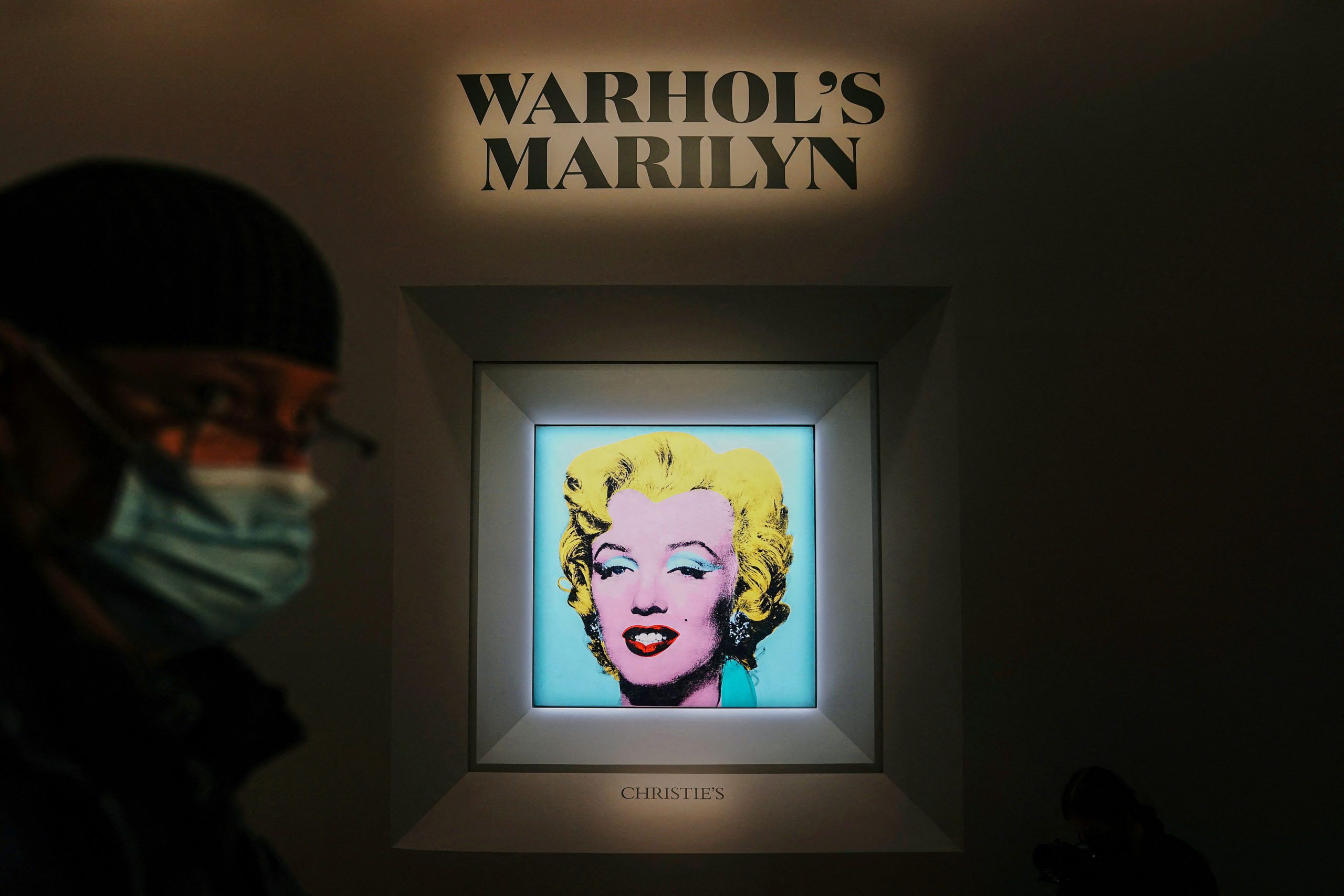 Warhol painting of Marilyn Monroe expected to fetch $200 million at auction