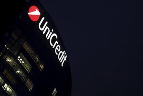 UniCredit cuts Amundi funds’ share in assets under management